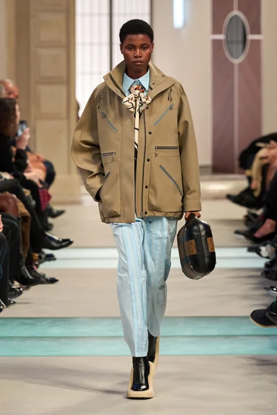 Look 36